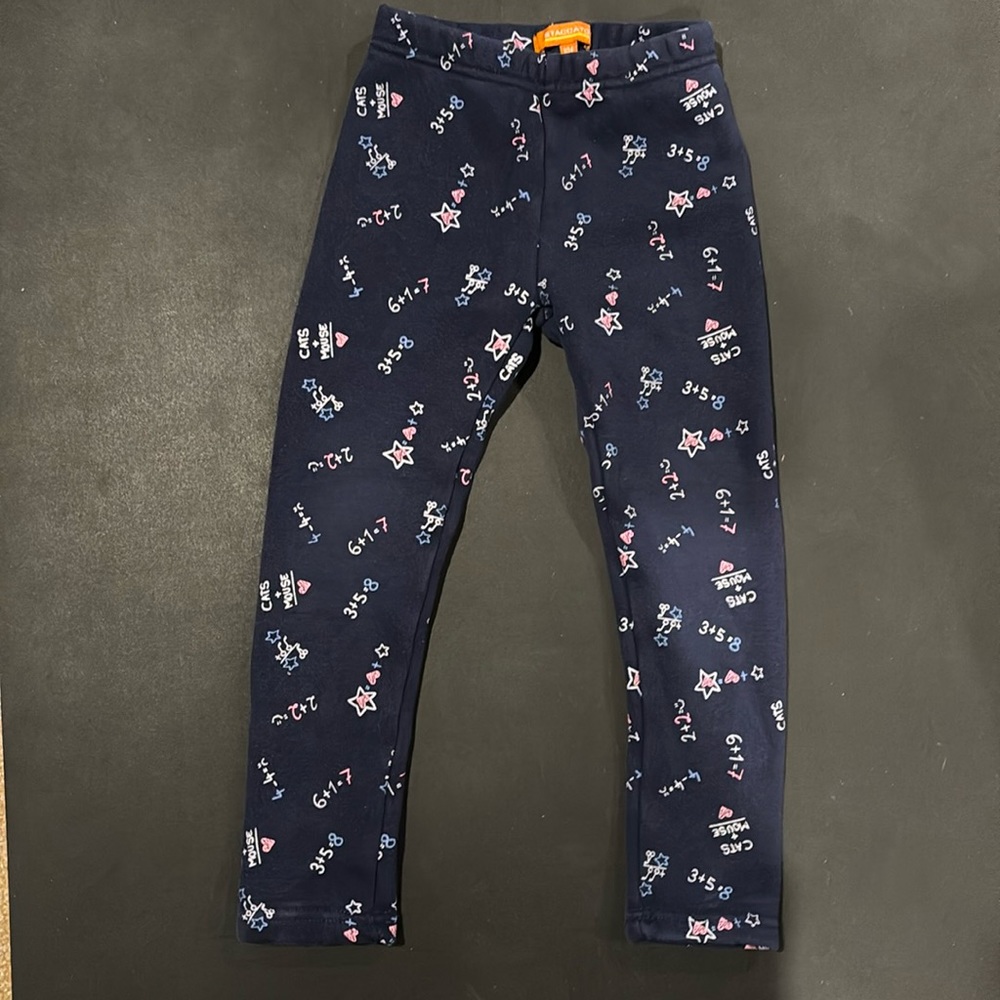 LAST CHANCE - Adorable unique EUC fleece leggings Size 104/110